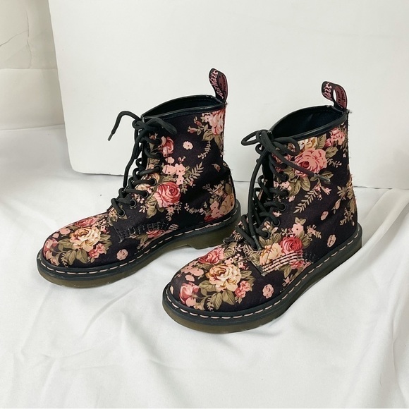 Dr. Martin's 1460 Pascal cloth lace up boots - Picture 3 of 11